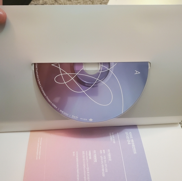 BTS Love Yourself Answer Album (Version: F) With CD - Picture 4 of 7